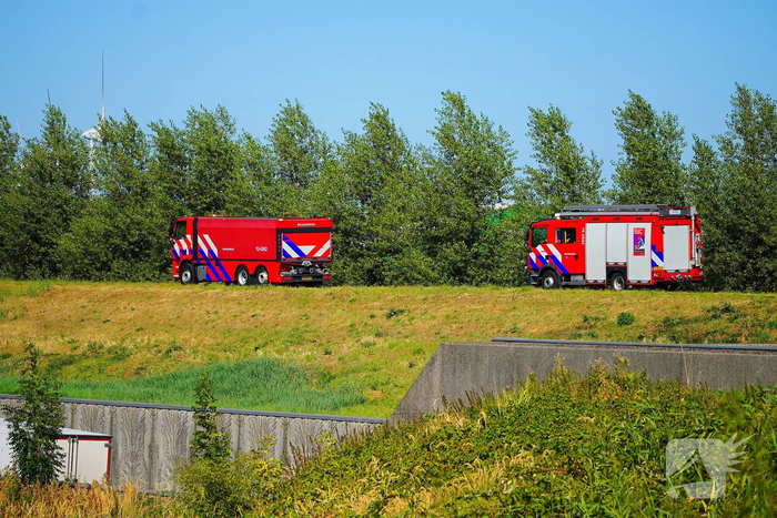 Bermbrand langs snelweg zorgt voor veel verkeershinder