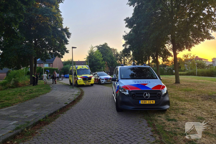 Jongedame komt in water terecht