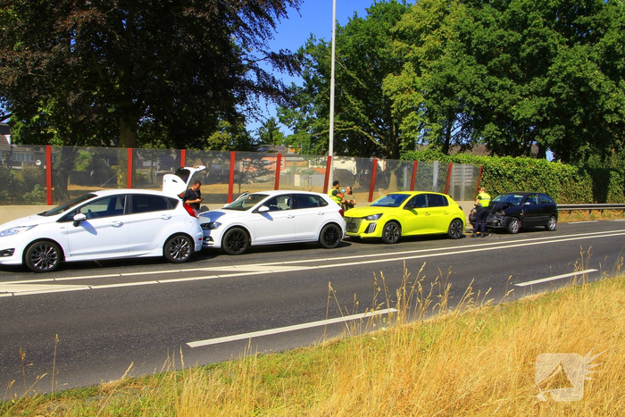 Kettingbotsing zorgt voor verkeershinder