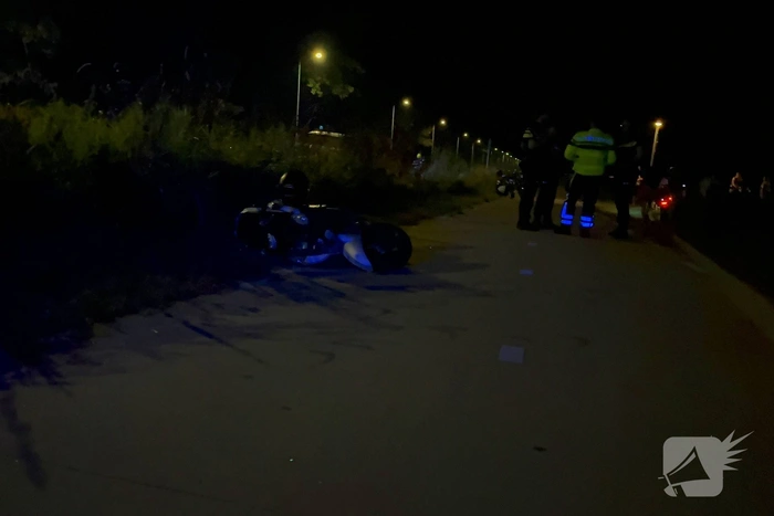 Scooterrijder zonder rijbewijs in botsing