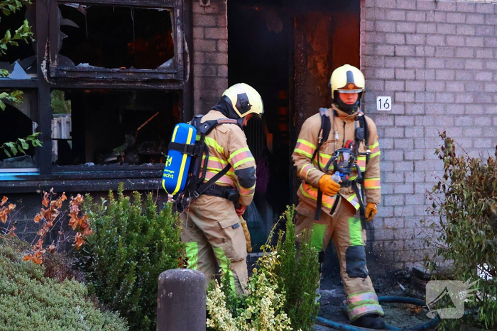 Hevige brand verwoest woning
