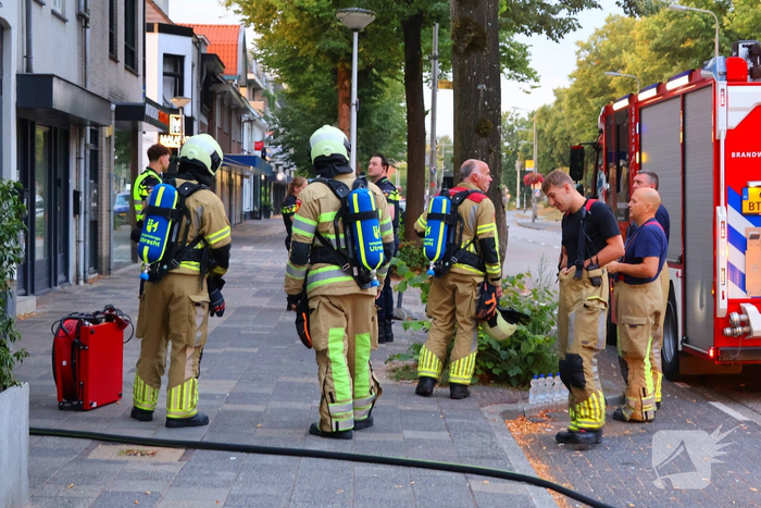 Winkelbrand zorgt voor ontruiming van woningen