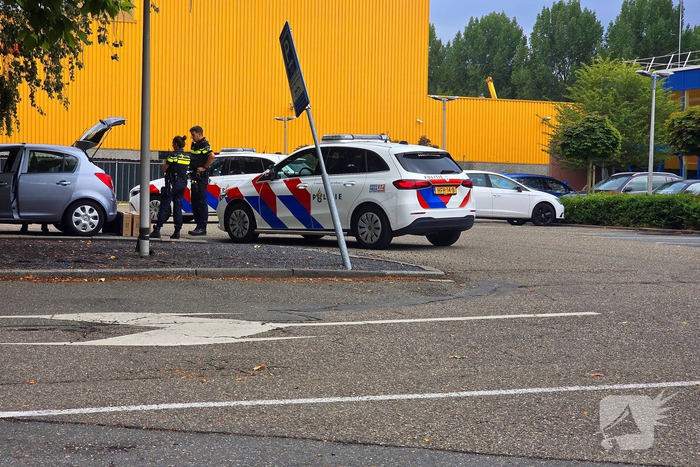 Lachgascilinders aangetroffen in auto tijdens controle