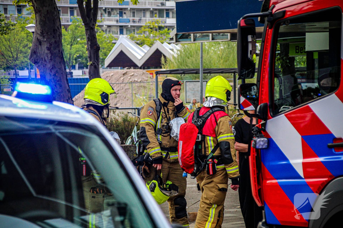 Brand in flatwoning vergt snelle brandweeractie