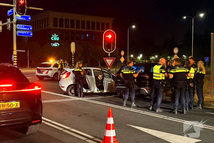 Achtervolging eindigt in crash met bestuurder die spoorloos verdwijnt