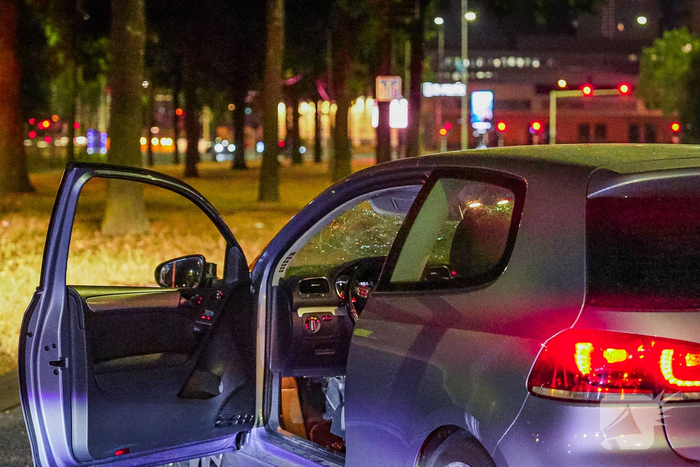 Fietser zwaargewond bij aanrijding met auto MMT opgeroepen
