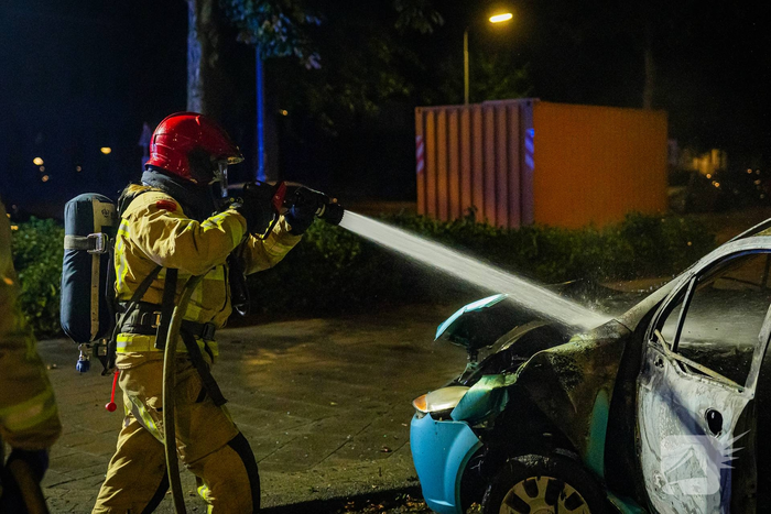 Brandstichting aan oplaadplek voor elektrische voertuigen