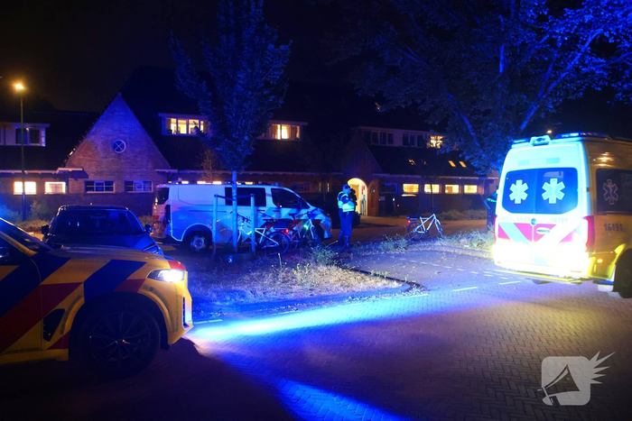 Jongedame gewond bij steekpartij