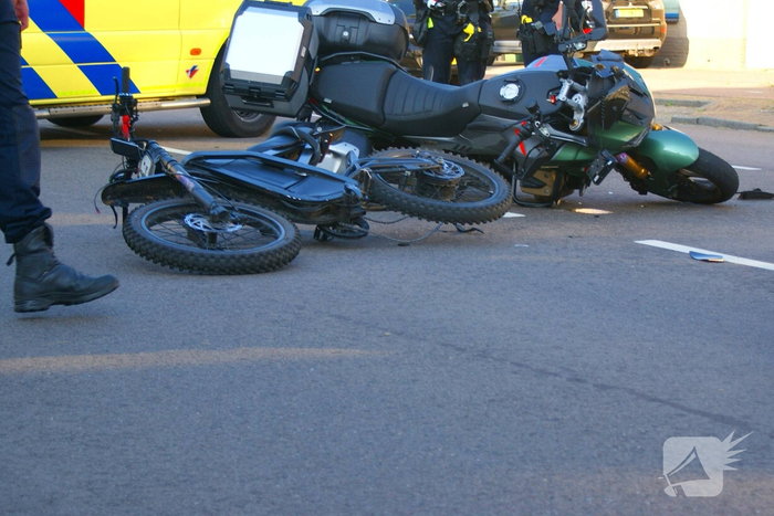 Fatbiker in botsing met motorrijder