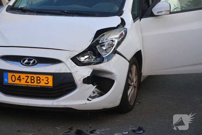 Politie ingezet bij ongeval met drie voertuigen