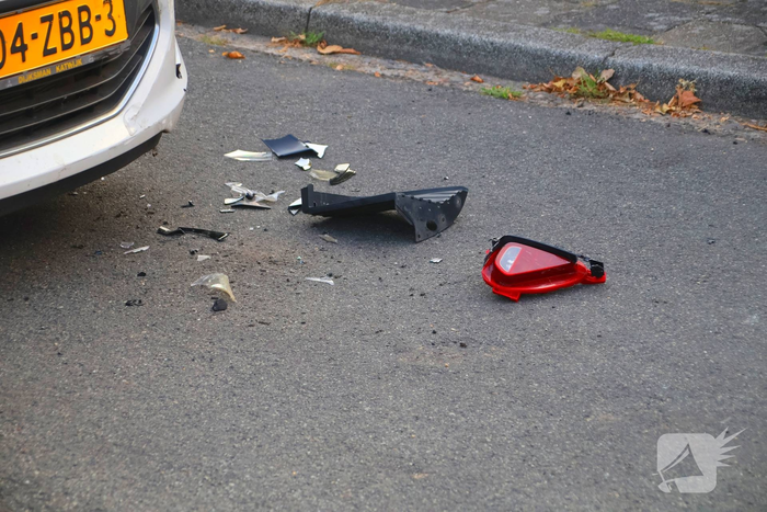 Politie ingezet bij ongeval met drie voertuigen