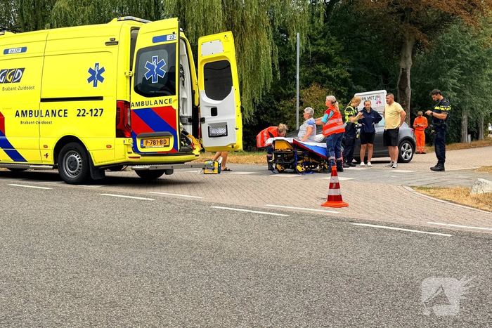 Fietser gewond na aanrijding met auto