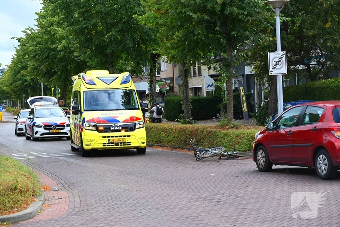 Fietser gewond bij aanrijding met auto