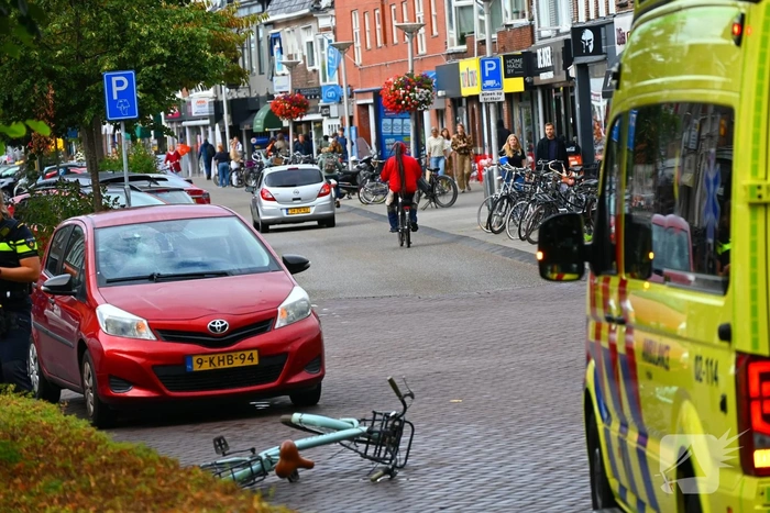 Fietser gewond bij aanrijding met auto