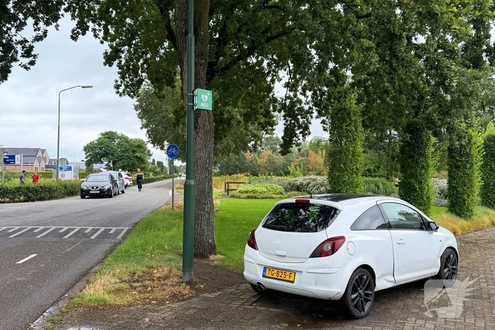 Aanrijding leidt tot gewonden en hulpverlening