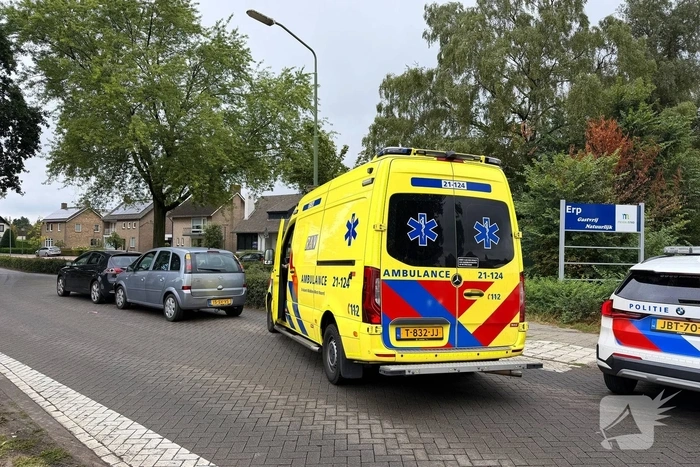 Aanrijding leidt tot gewonden en hulpverlening