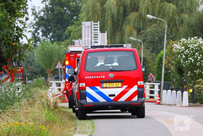 Brand in loods snel onder controle