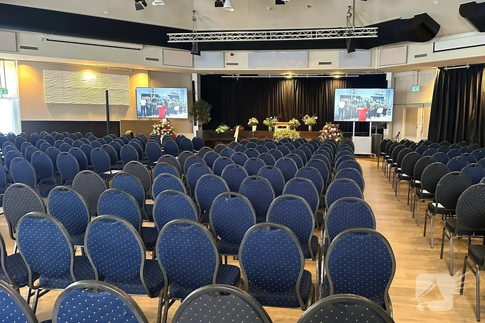 Vlaggen halfstok voor overleden brandweerman Adri Vis