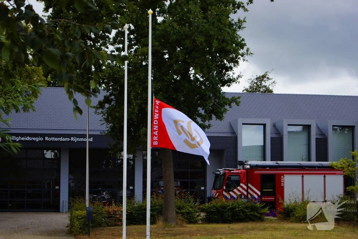 Vlaggen halfstok voor overleden brandweerman Adri Vis