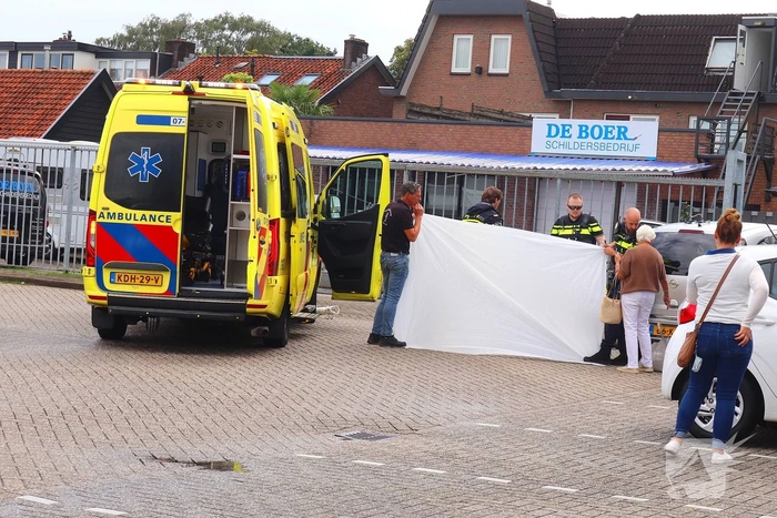 Ongeval met letsel op parkeerplaats supermarkt