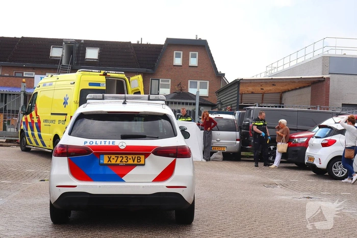 Ongeval met letsel op parkeerplaats supermarkt
