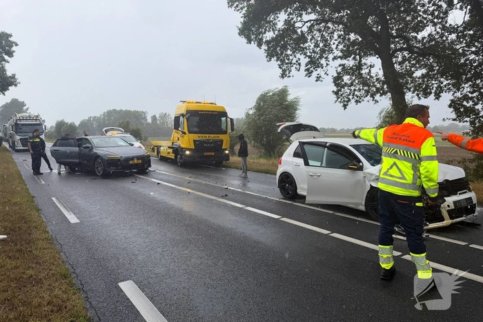 Aanrijding op N279 tussen Erp en Beek en Donk