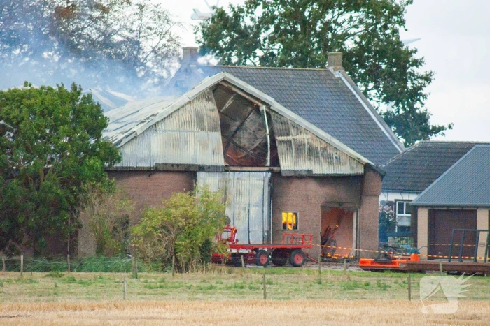 Stieren overleden door grote uitslaande brand in stal