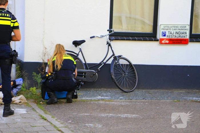 Fietsster valt en raakt gewond na flauwvallen