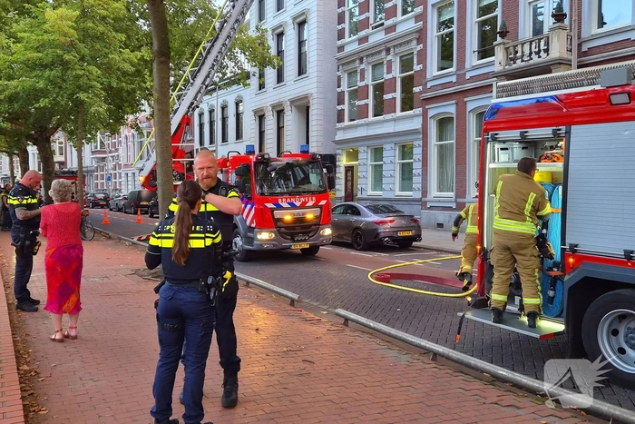 Dakbrand zorgt voor brandweeractie