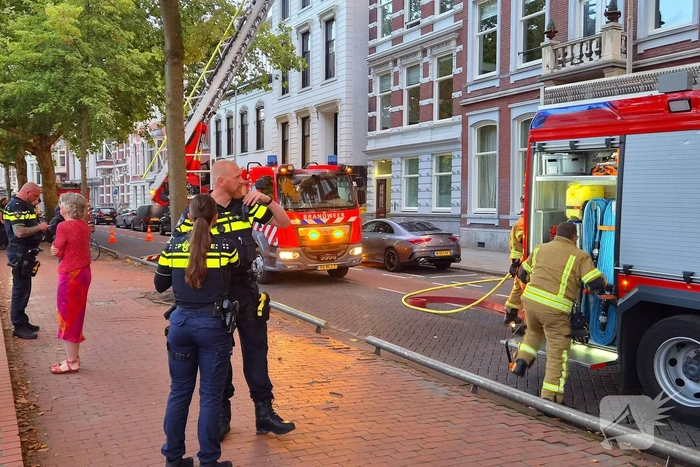 Dakbrand zorgt voor brandweeractie