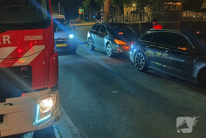 Hulpdiensten snel in actie bij autobrand