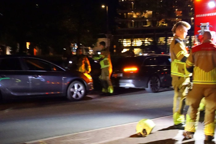 Hulpdiensten snel in actie bij autobrand
