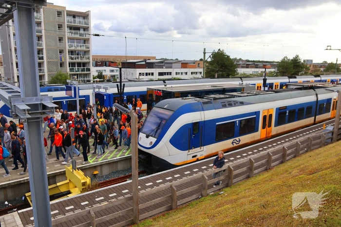 Defecte trein zorgt voor verstoring van dienstregeling Max Express