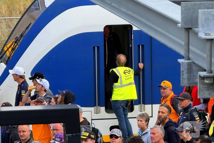 Defecte trein zorgt voor verstoring van dienstregeling Max Express