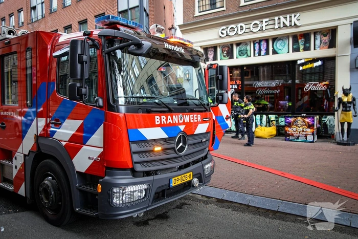 Grote brandweer inzet bij gebouwbrand