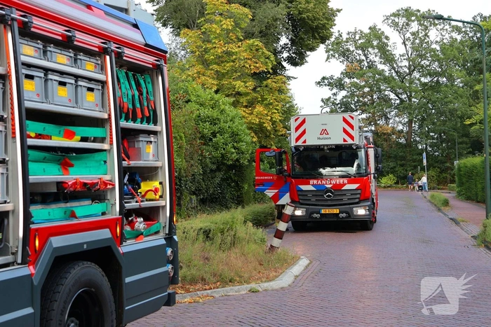 Brand in schoorsteen van woning