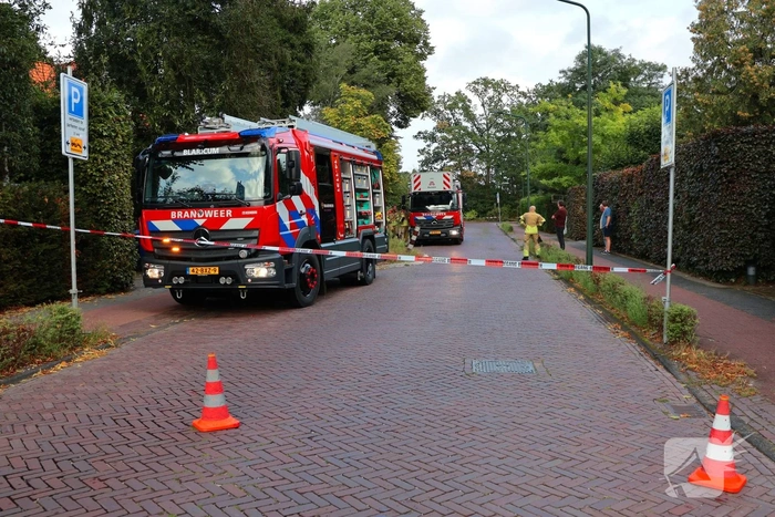 Brand in schoorsteen van woning