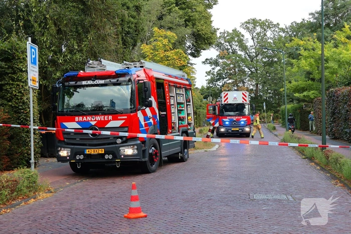 Brand in schoorsteen van woning
