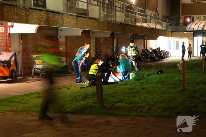 Steekincident laat één zwaargewonde achter