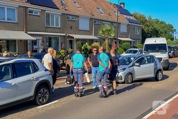 Meerdere voertuigen flink beschadigd na botsing