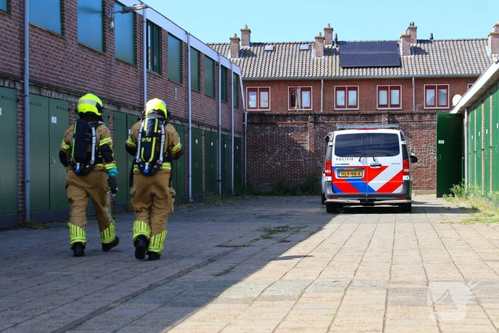 Hulpdiensten ingezet bij garagebox na mislukte experiment met vreemde stoffen