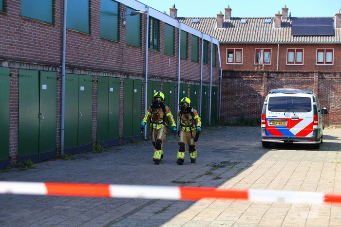 Hulpdiensten ingezet bij garagebox na mislukte experiment met vreemde stoffen