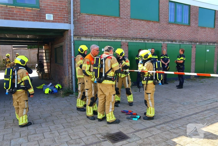 Hulpdiensten ingezet bij garagebox na mislukte experiment met vreemde stoffen
