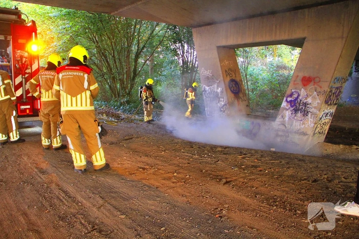 Scooter volledig verwoest door brand