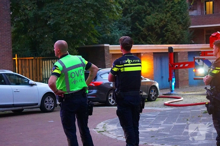 Brand in woning leidt tot grote inzet van brandweer