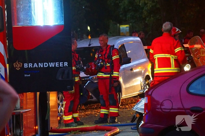 Brand in woning leidt tot grote inzet van brandweer