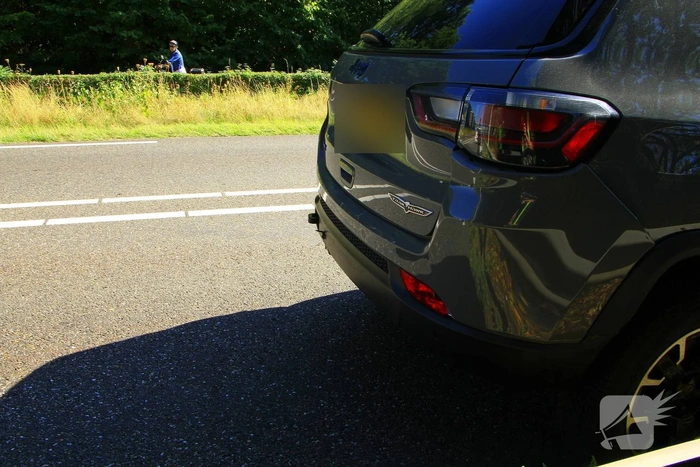 Botsing op drukke weg veroorzaakt file