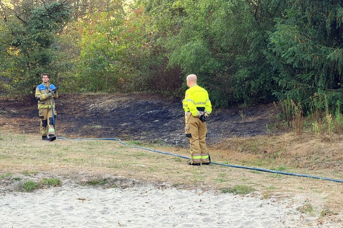 Buitenbrand in speeltuin geblust