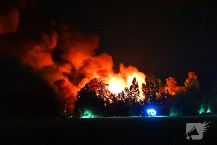Grote brand verwoest monumentale boerderij