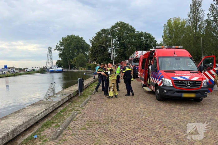 Brandweer zet duikers in bij zoekactie